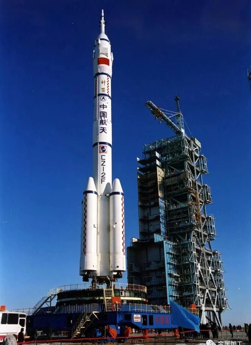 國(guó)產(chǎn)智能裝備在汽車與航空航天領(lǐng)域的最新應(yīng)用 技術(shù)突破與場(chǎng)景落地